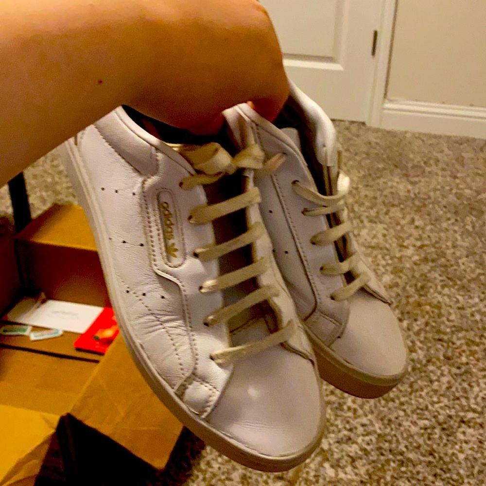 adidas size 9 (women) white sneakers